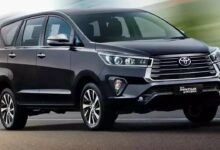 Toyota innova hycross